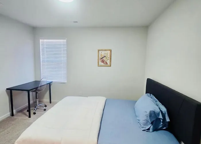Luxury Living! Peaceful,comfort And Spacious *