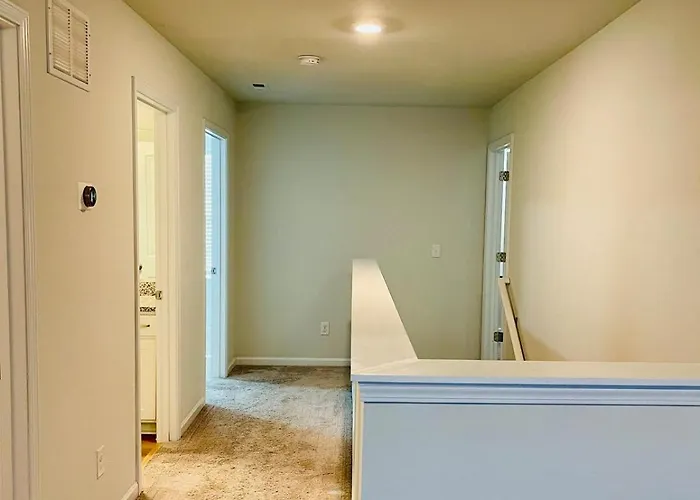 Luxury Living! Peaceful,comfort And Spacious Winston-Salem