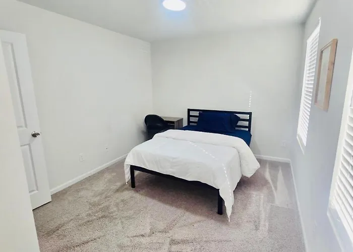 Luxury Living! Peaceful,comfort And Spacious * Winston-Salem